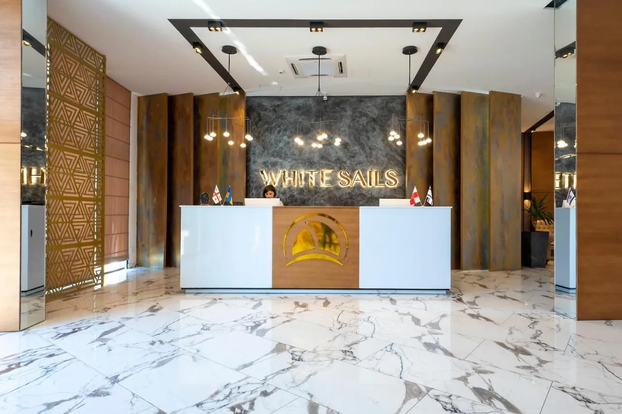 White Sails Residential Hotel Batumi 4*,