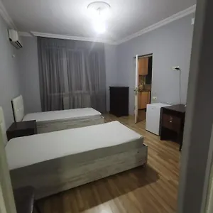On Lado Asatiani Летний дом
