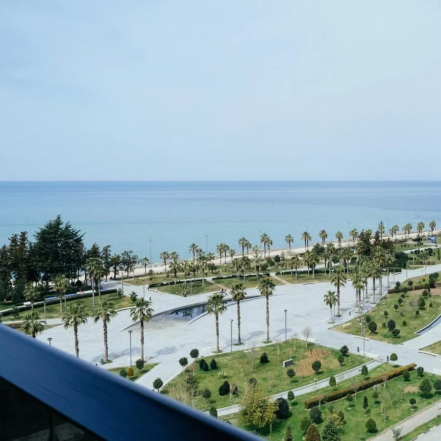 White Sails Residential Hotel Batum 4*,