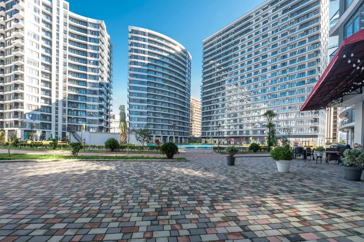 White Sails Residential Hotel Batumi 4*,