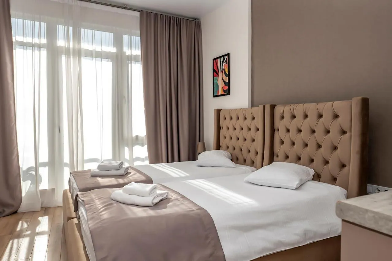 White Sails Residential Hotel Batumi 4*,